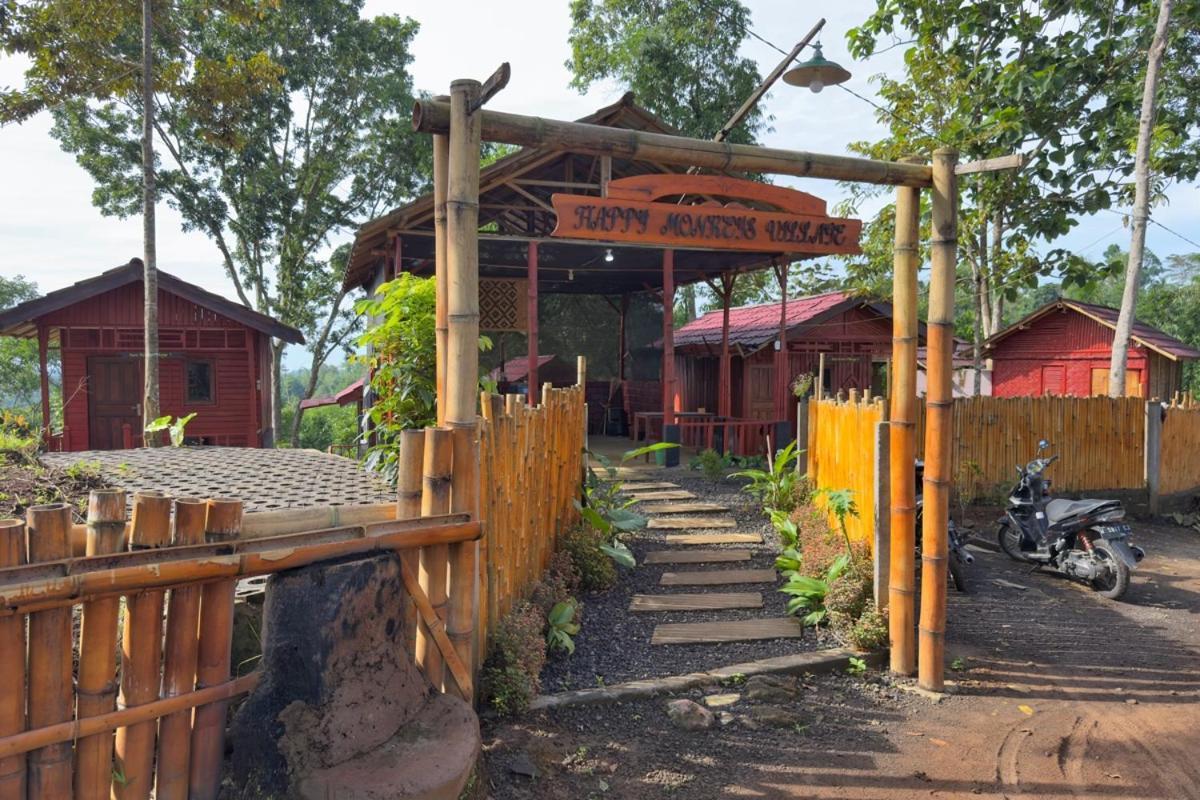 Happy Monkeys Village Sidomukti 外观 照片